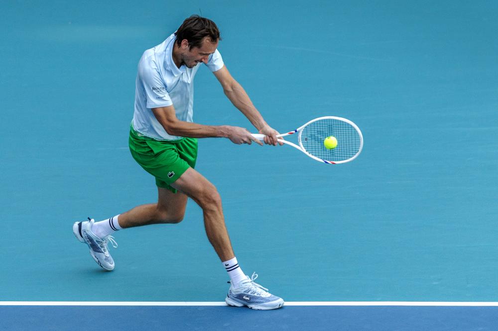 尤尔曼德：瓜帅是最伟大教练之一，为足球的发展做出巨大贡献